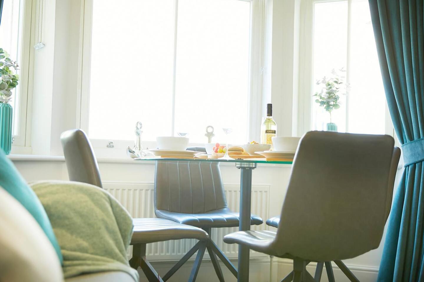 Sea View Serenity Breath Taking Sea View Sleeps 4 Scarborough Eksteriør billede