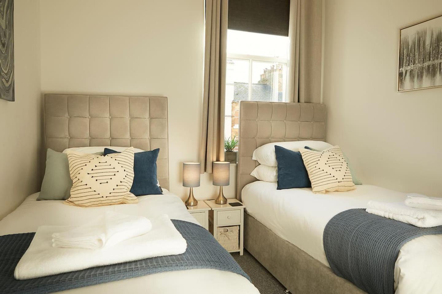 Sea View Serenity Breath Taking Sea View Sleeps 4 Scarborough Eksteriør billede