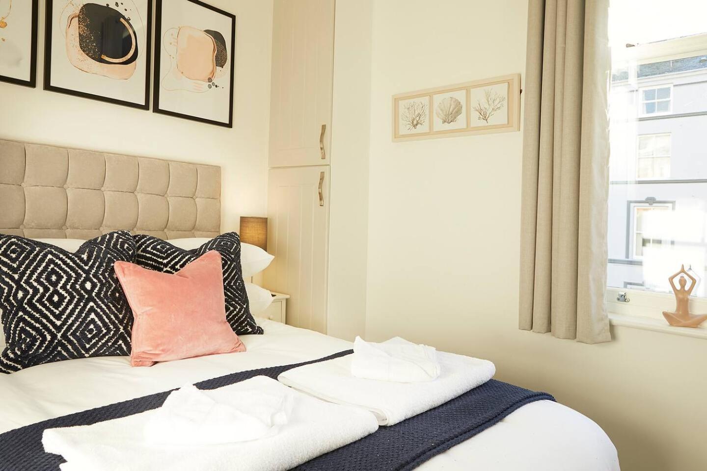 Sea View Serenity Breath Taking Sea View Sleeps 4 Scarborough Eksteriør billede